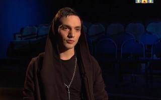 Денис Высоцкий