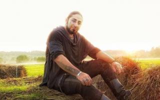 Ариэль Грант