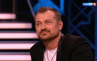 'Привет, Андрей!' 30.07.2022: Народные песни с Алексеем Петрухиным