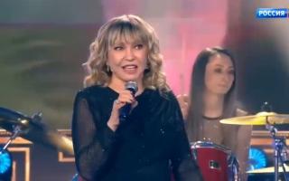 'Привет, Андрей!' 28.03.2026: Легендарные хиты группы 'Комбинация'