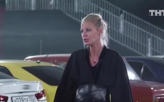 Алиса Суровова